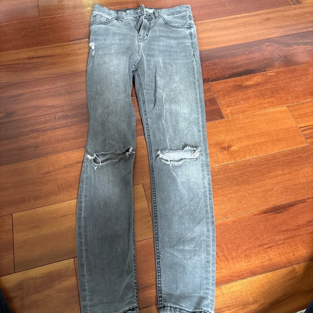 Gray Distressed Women Jeans